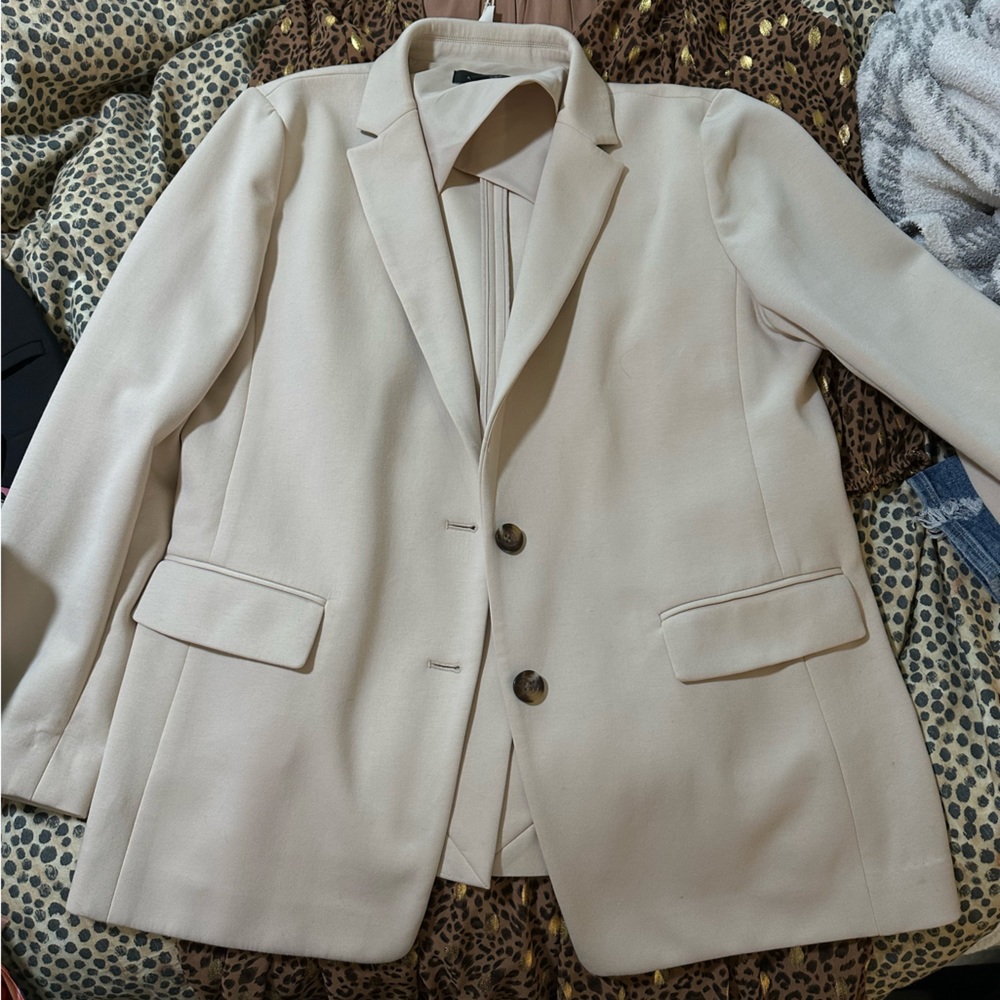 Ann Taylor Jersey Cream Blazer Size 14